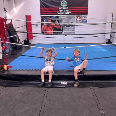 2 minis class fighters training